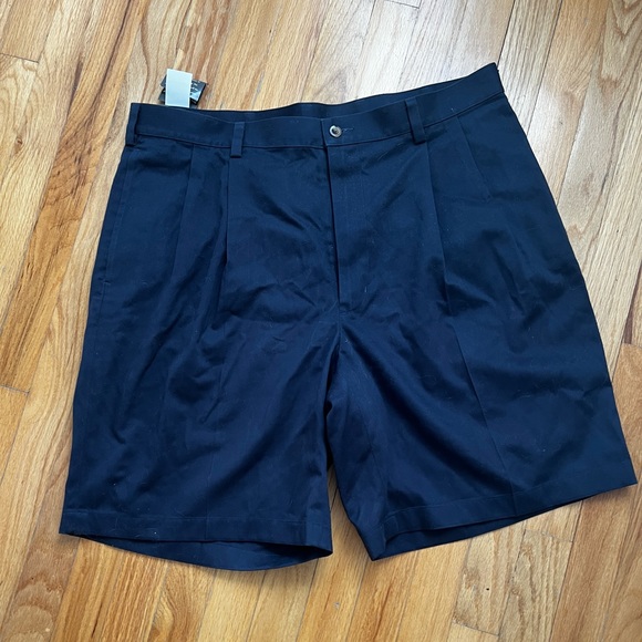 NWT Jos A Bank pleat front Navy Shorts Size 38 REG Travelers Collection - Picture 1 of 5